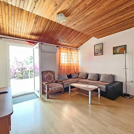Two-bedroom In Vii メドゥリン
