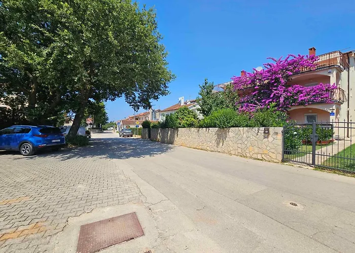 Two-bedroom In Vii Lejlighed *